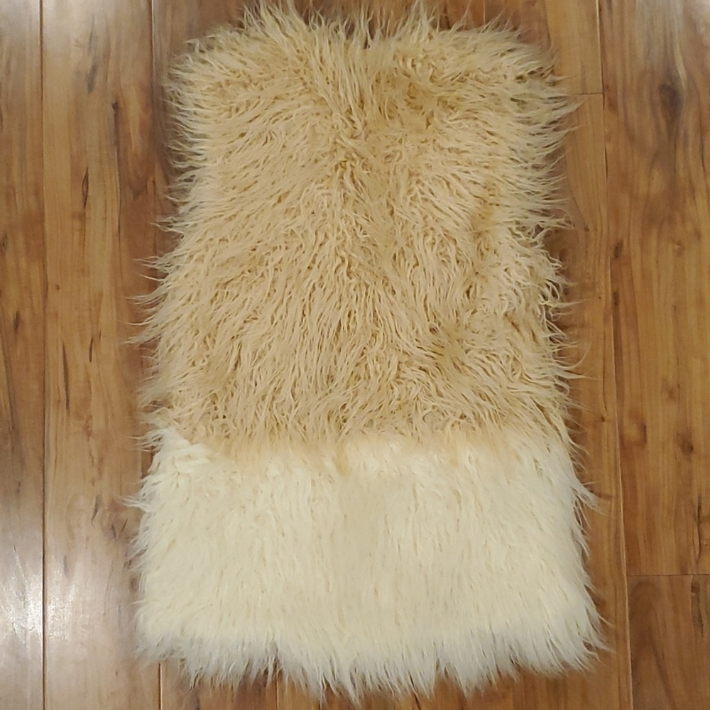 Heartloom Faux Fur Vest XS - Picture 3 of 5